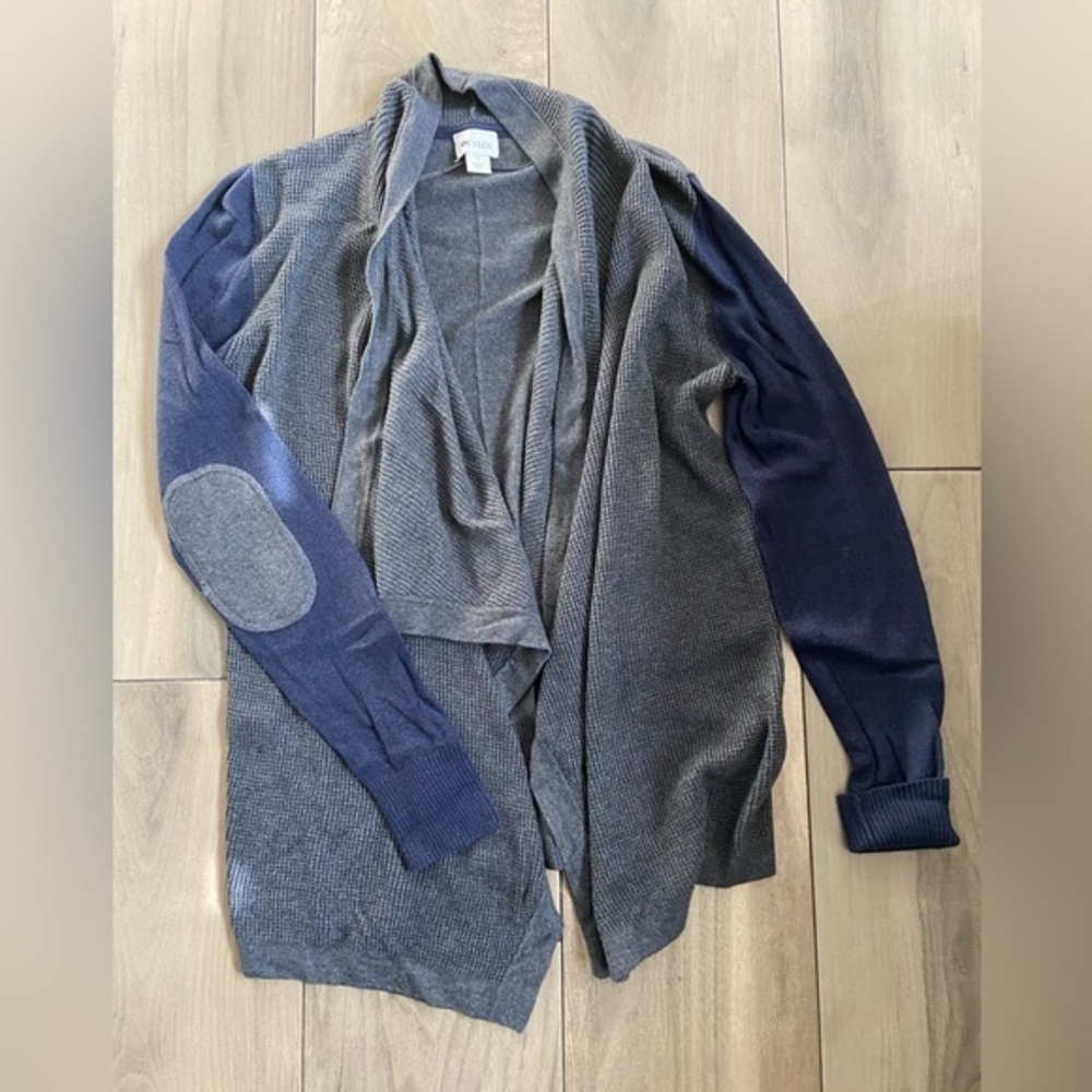 Stylus blue and grey cardigan with elbow‎ patches